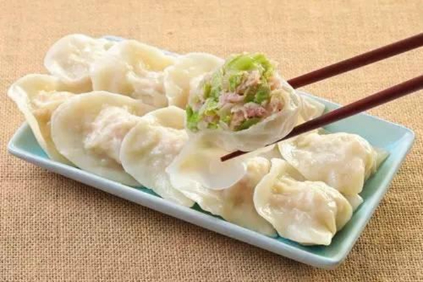 中國“水餃巨頭”倒了，曾年賺15億，而今老板想?yún)⒓幽陼s被拒